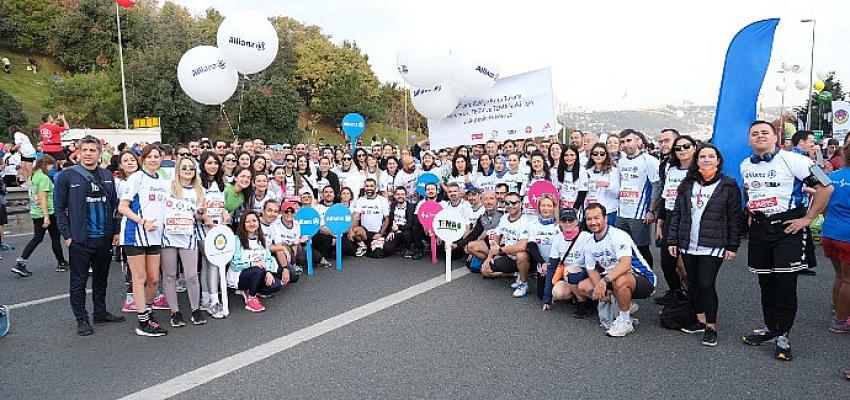 Allianz Türkiye, 44. İstanbul Maratonu’nda 7. Kez düzgünlük için koştu