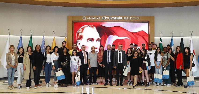 Antalya Büyükşehir Berlin’den gelen gençleri ağırladı