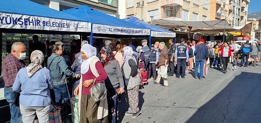 Aydın Büyükşehir Belediyesi cet Tohumlarından Kışlık Zerzevat Fidesi Dağıtımına Başladı