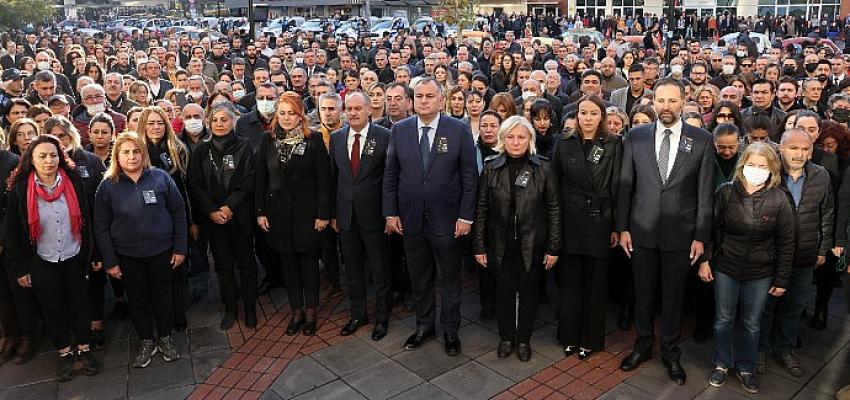 Çankaya Atasını Andı