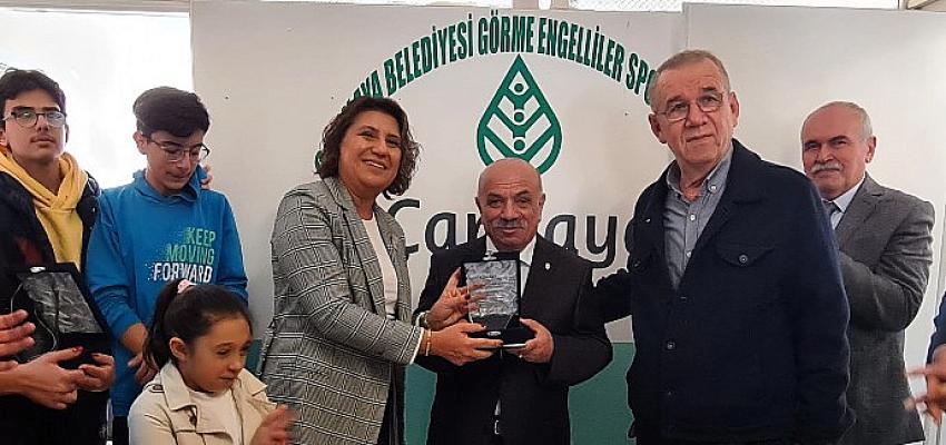 Çankaya’nın Manisiz Dershanesi 20. Yılını Kutladı