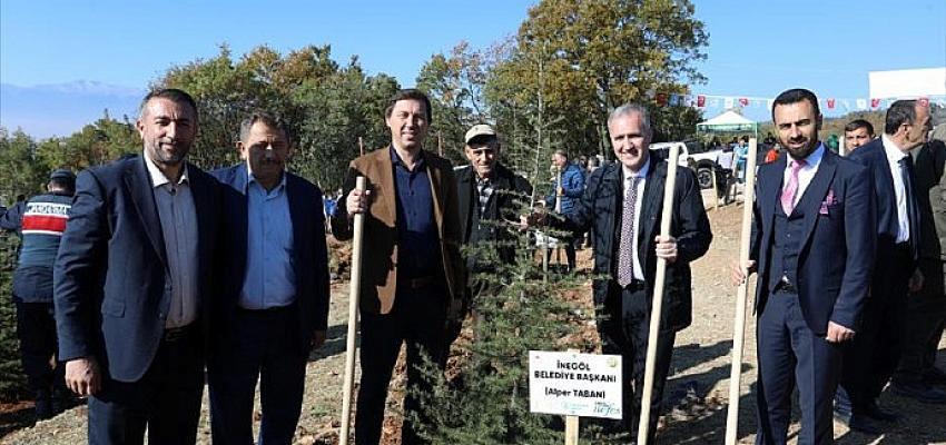 İnegöl’de 1000 Fidan Toprakla Buluştu