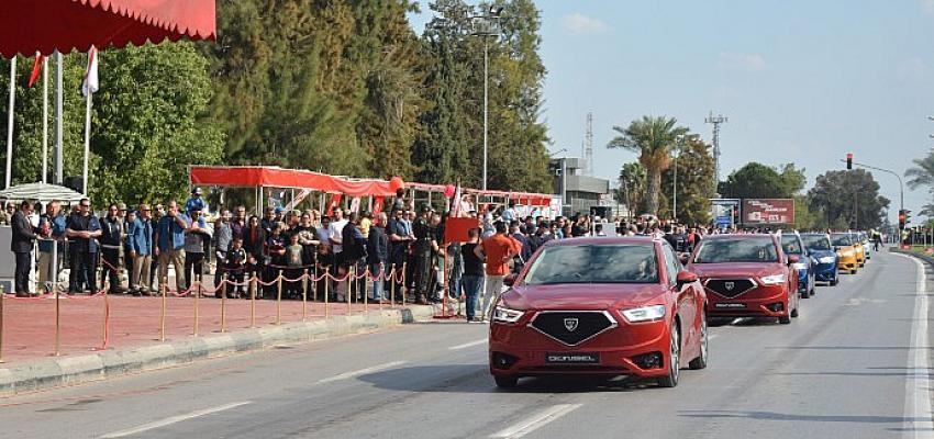 KKTC’nin 39’uncu kuruluş yıl dönümü kutlamalarında, ülkenin milli otomobili GÜNSEL, ilk modeli B9’un 13 prototipi ile Cumhuriyet kortejinde