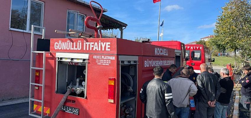 Kocaeli Büyükşehir’in gönüllü itfaiyecileri hazır kıta