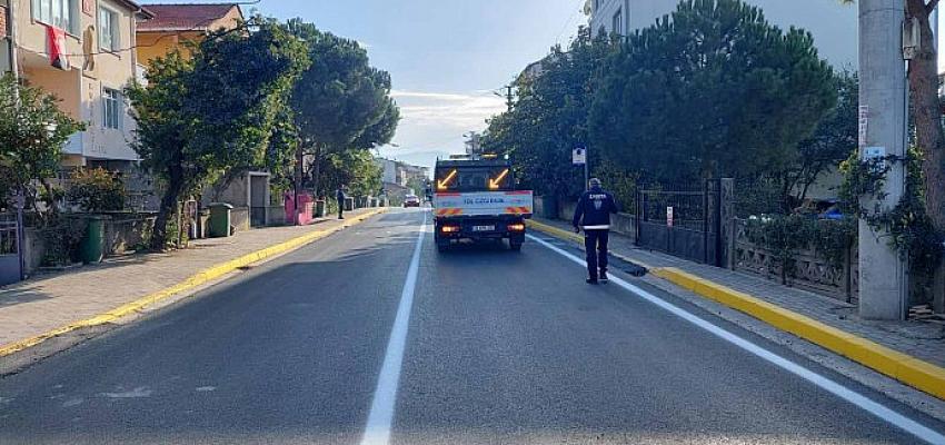 Körfez Abdülhamid Han Caddesi’nde yol çizgileri çekildi