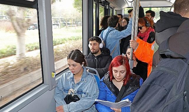 Antalya Büyükşehir’den üniversite öğrencilerine ücretsiz ulaşım