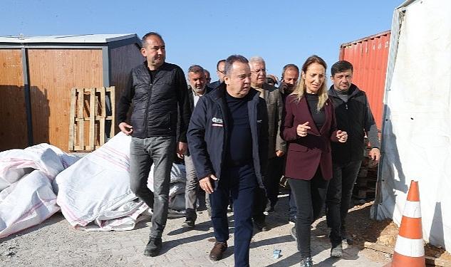 Başkan Böcek deprem bölgesi Gaziantep’te