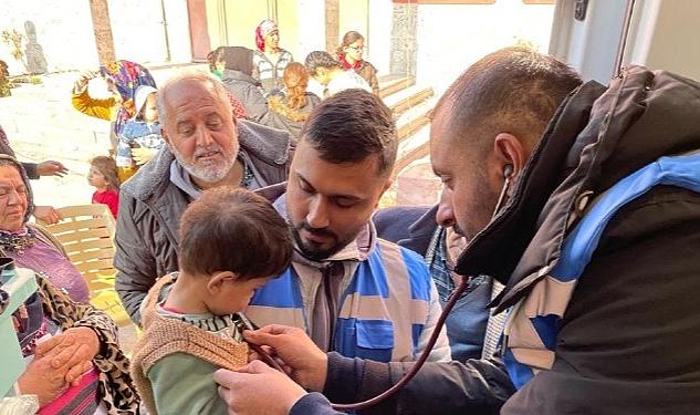 Büyükşehir’den Hatay’da gönüllü doktorlarla sağlık hizmeti