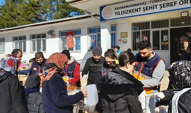 İzmir İl Milli Eğitim Müdürlüğü Depremzedelerin Gıda İhtiyacına Destek Olmak İçin Var Gücüyle Çalışıyor