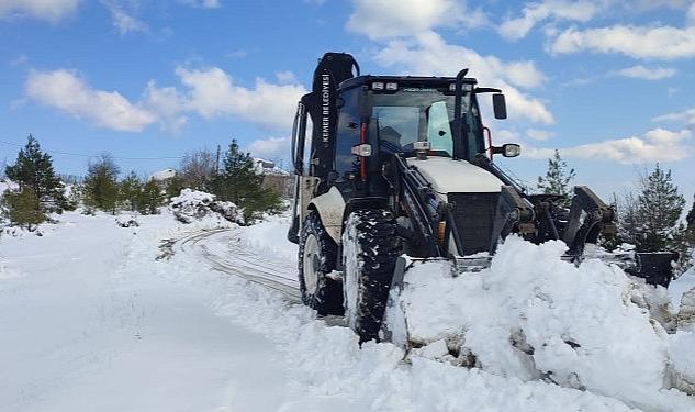 Kemer’in yüksek kesimlerinde kar etkili oldu