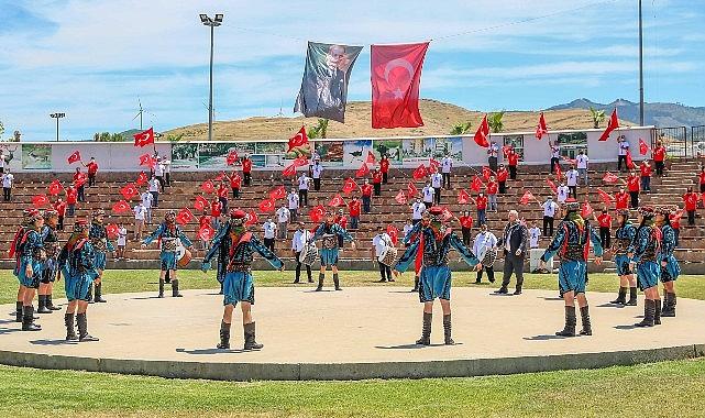 Menemen Belediyesi ‘Zeybek’ oynayacak, ustalar ‘Çömlek’ yapacak