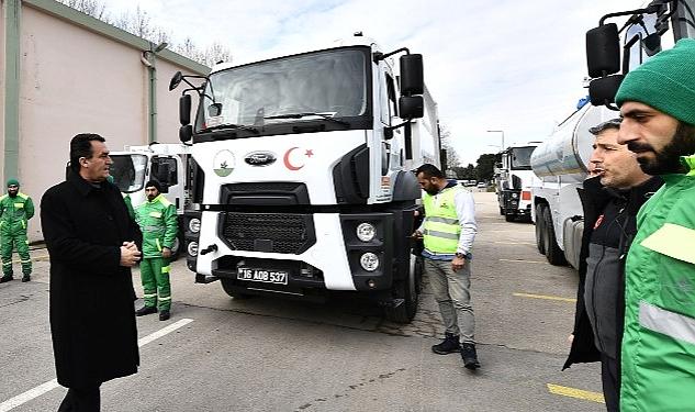 Osmangazi’nin deprem bölgesine yardım ve destekleri sürüyor