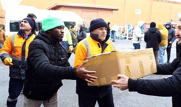 Yabancı öğrenciler depremzedeler için seferber oldu