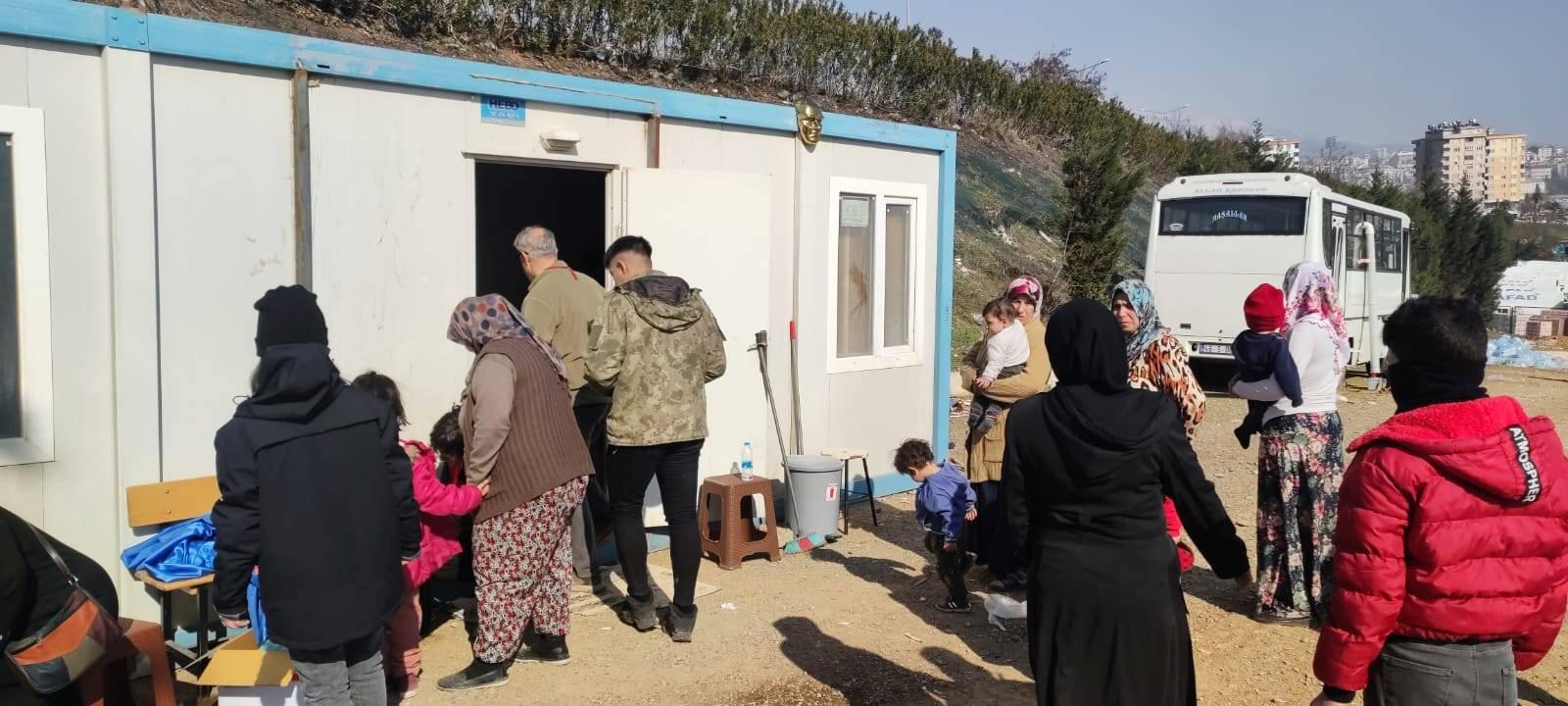 “Deprem Bölgelerinde Uyuz Salgını, Kızamık Korkusu ve Kolera Riski Var!”