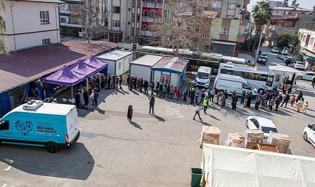 İzmir Büyükşehir Belediyesi tüm birimleriyle Osmaniye’de