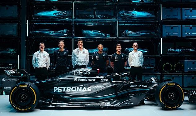 Mercedes-AMG PETRONAS F1 Ekibi Yeni F1 Aracını Tanıttı!