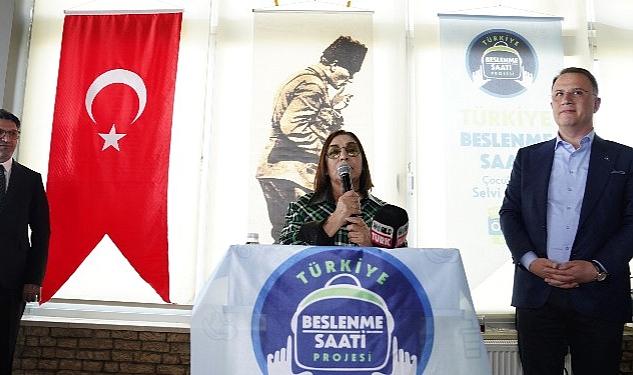 Selvi Kılıçdaroğlu ve Beylikdüzü Belediye Başkanı Mehmet Murat Çalık “Beslenme Saati” Projesi İçin Van’da