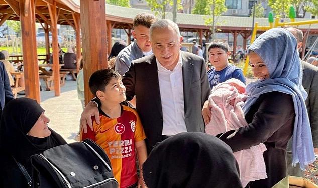 Başkan Turan Draman Parkı’nda Fatihlilerle Buluştu