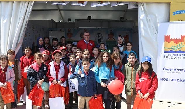 Bilim Zeytinburnu Standında Çocuklar Geleceği Tasarladı