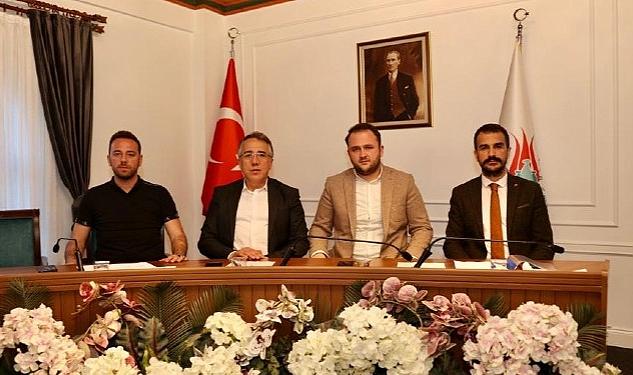 Nevşehir Belediye Meclisi Mayıs Ayı Olağan Toplantısı, Belediye Başkanı Dr. Mehmet Savran başkanlığında yapıldı